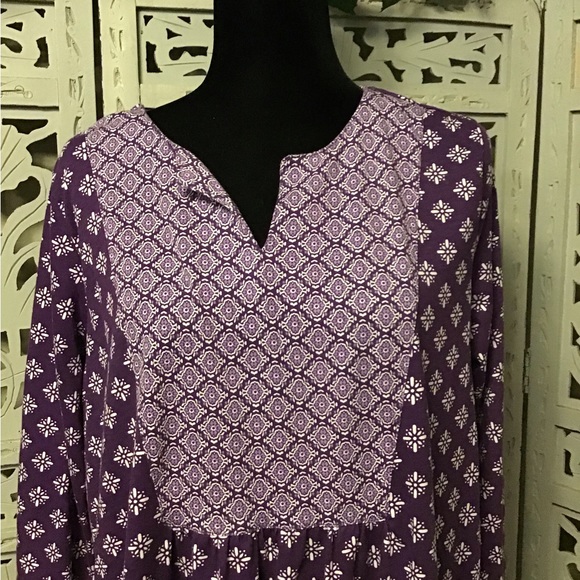 WOMAN WITHIN PRETTY PURPLE & WHITE FLOWER DESIGN COTTON MID SLEEVE PLUS TOP - Picture 2 of 8